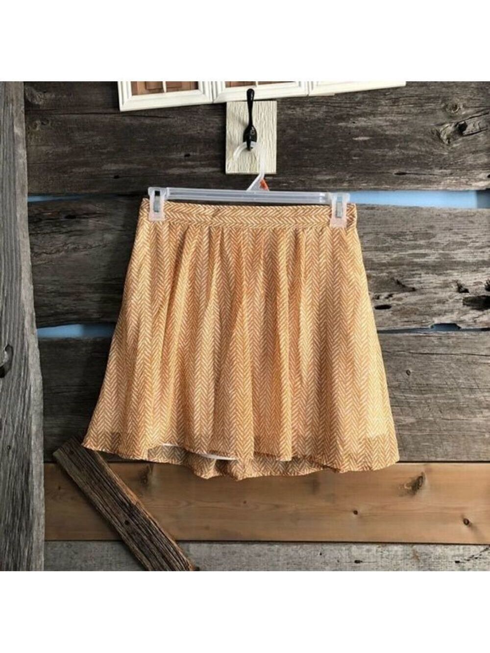 OLD Navy Size Small Orange/Cream Lightweight, Lined Skirt